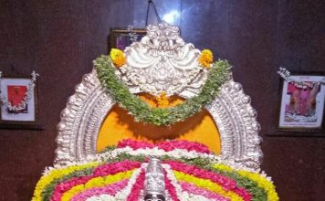 மரணத்திலிருந்து மீட்டெடுத்த தாய்…